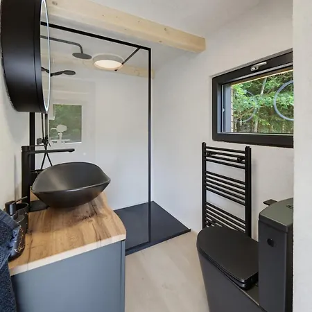 Villa Forest&lake Retreat *